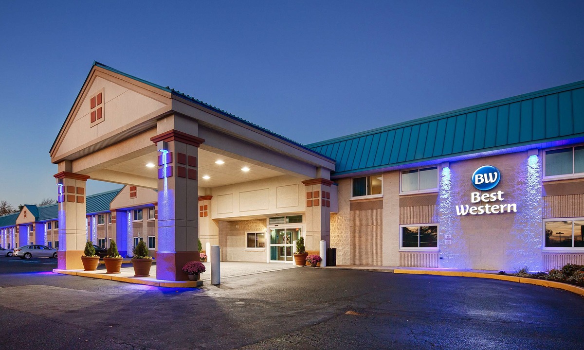 Westampton Hotel | Best Western Burlington Inn
