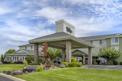 Benge Hotel | Best Western Bronco Inn