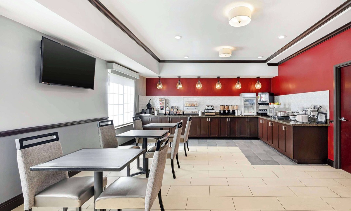 Carthage Hotel | Best Western Carthage Inn & Suites