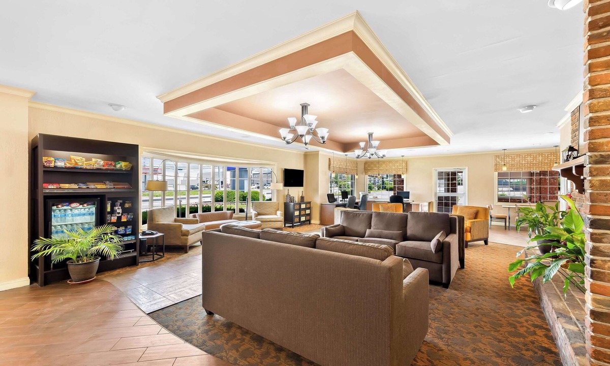 Springfield Hotel | Best Western Coach House