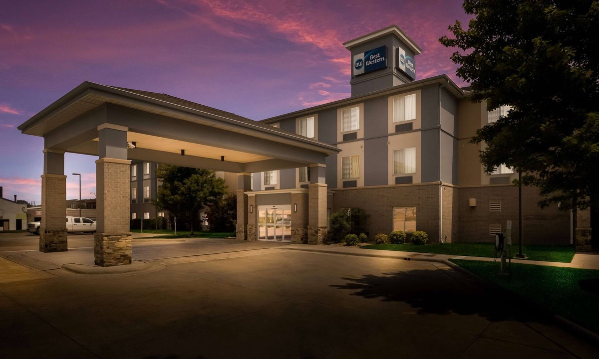 Coffeyville Hotel | Best Western Coffeyville Central Business District Inn and Suites