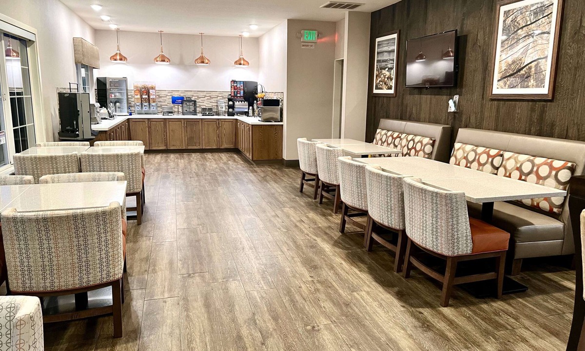 Fortuna Hotel | Best Western Country Inn