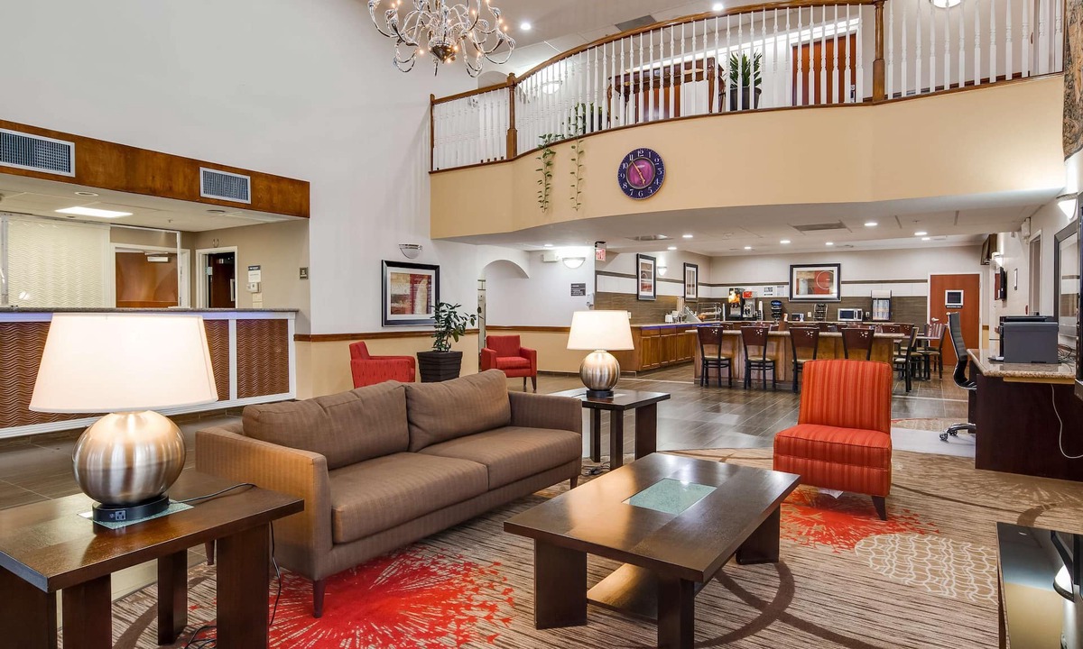 Dayton Hotel | Best Western Dayton Inn & Suites