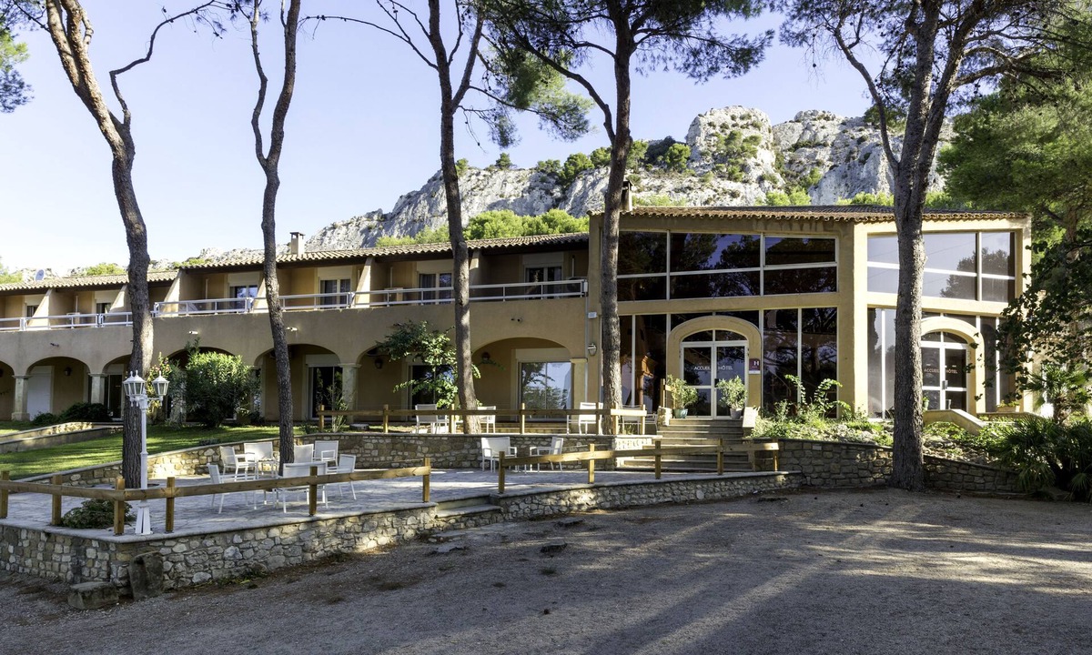 Salon-de-Provence Hotel | Best Western Domaine de Roquerousse