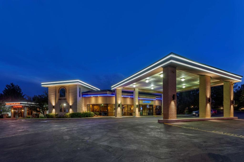 Evanston Hotel | Best Western Dunmar Inn