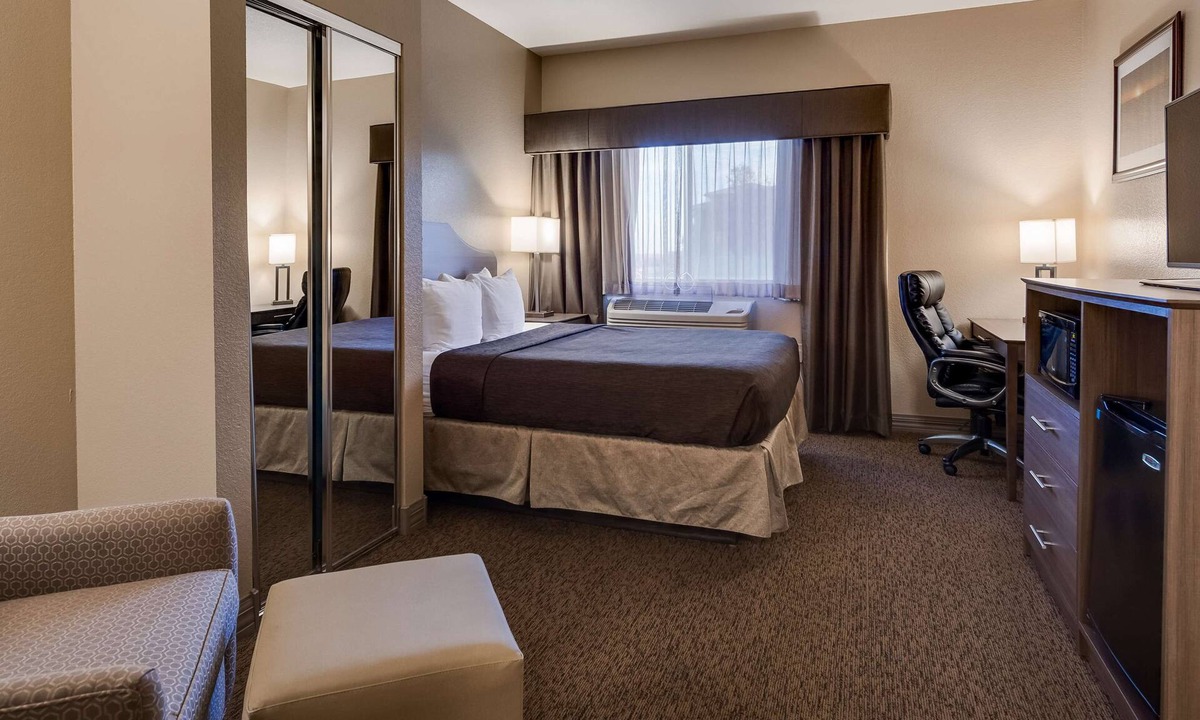 Scott City Hotel | Best Western El-quartelejo Inn & Suites