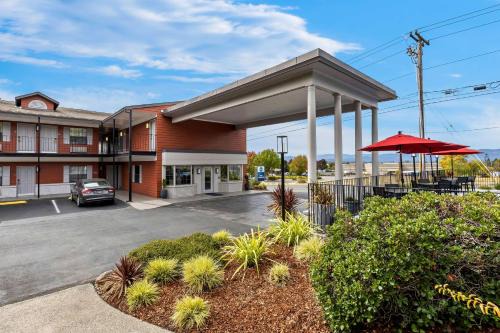 Grants Pass Hotel | Best Western Grants Pass Inn