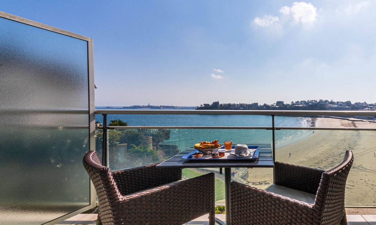 Dinard Hotel | Best Western Hotel Le Crystal Dinard