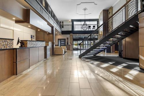 Drummondville Hotel | Best Western Hotel Universel Drummondville