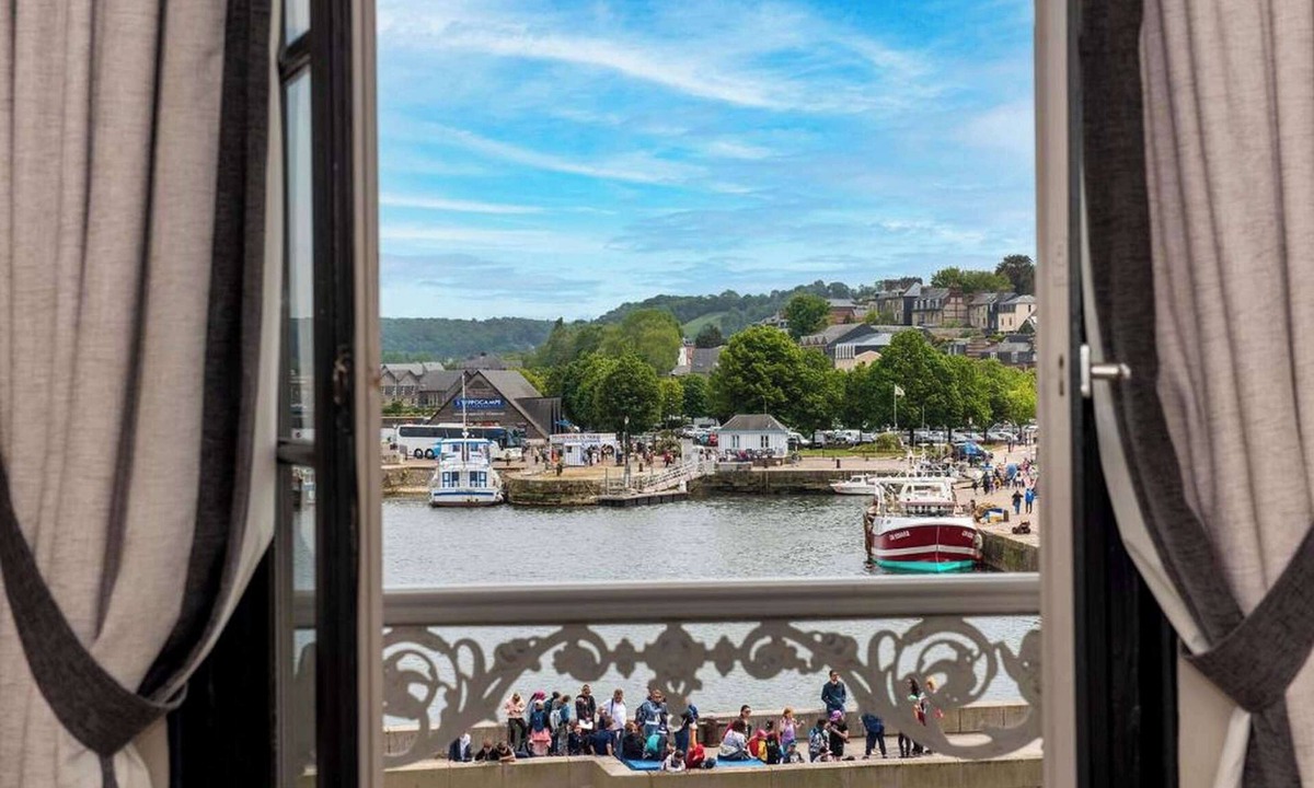 Honfleur Hotel | Best Western Le Cheval Blanc - Vieux Port