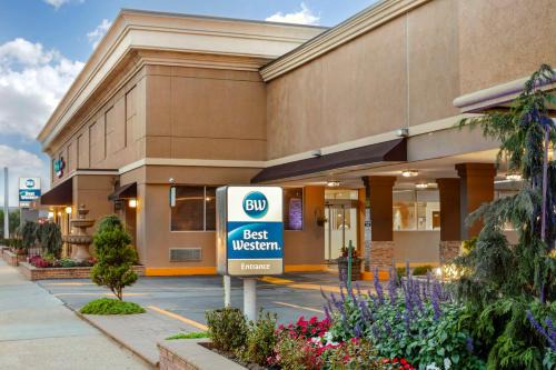 Rockville Centre Hotel | Best Western Mill River Manor