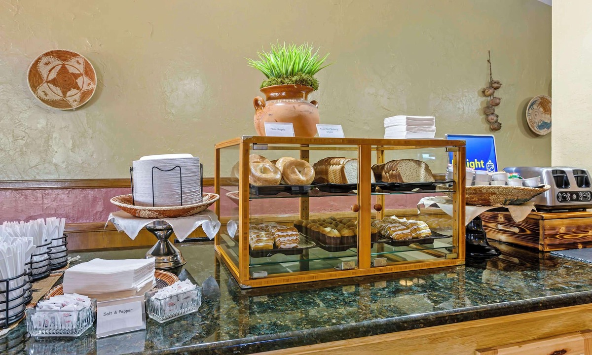 Las Cruces Hotel | Best Western Mission Inn