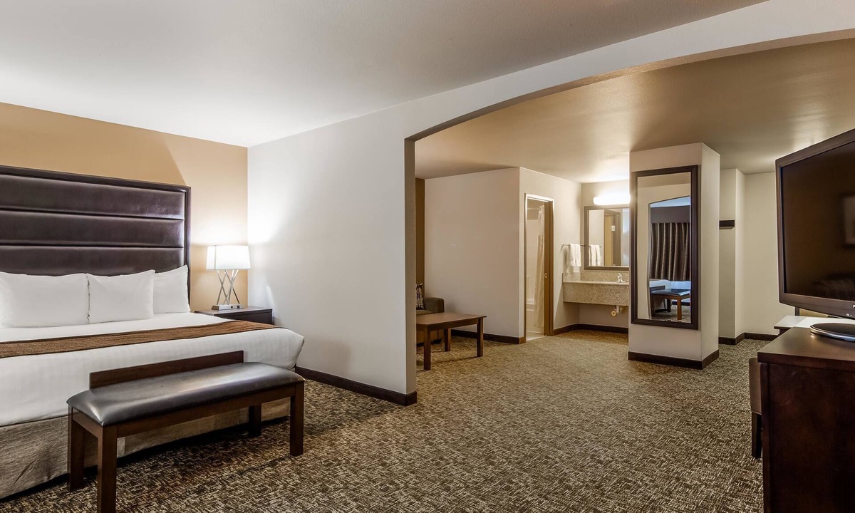 St. Helens Hotel | Best Western Oak Meadows Inn