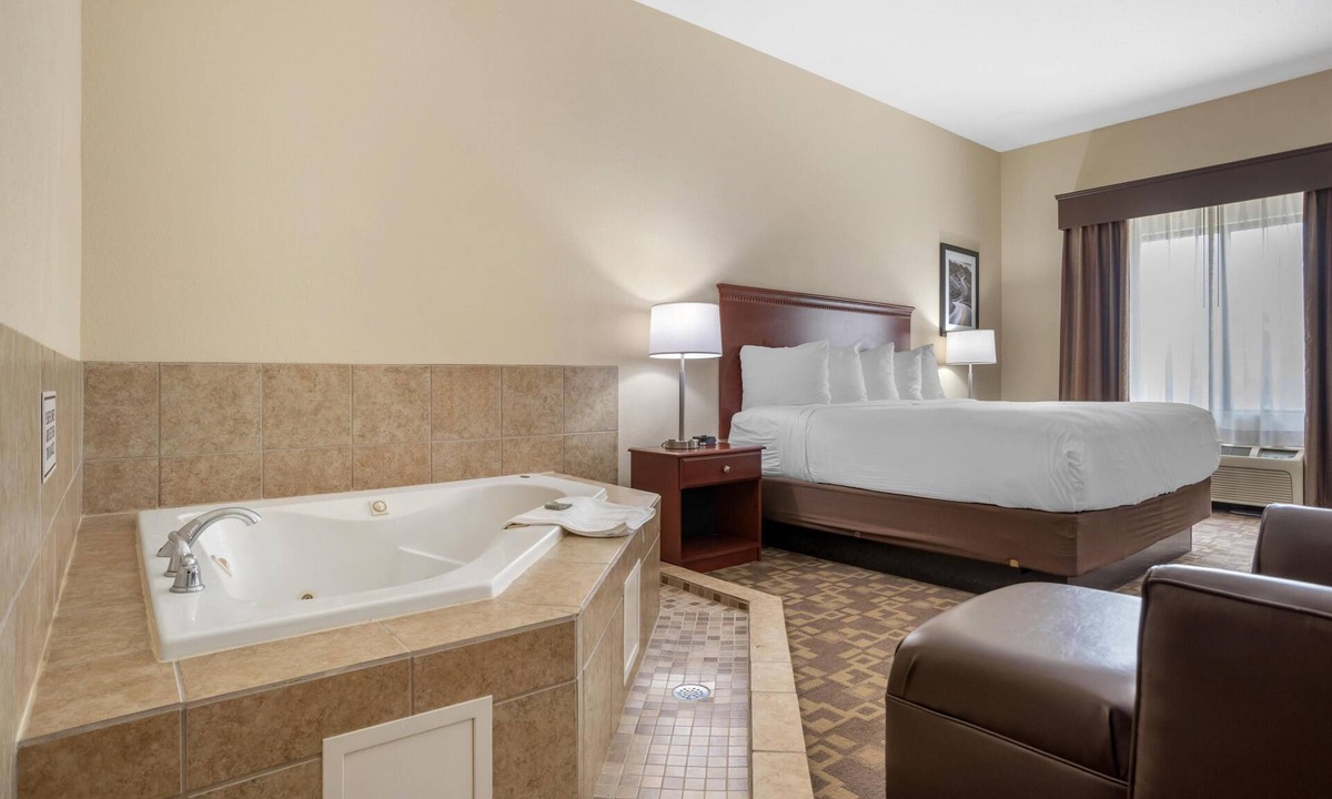 Opp Hotel | Best Western Opp Inn