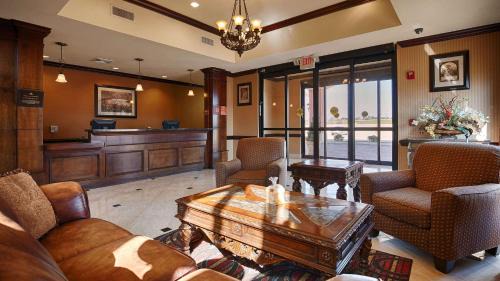 Orange Hotel | Best Western Orange Inn & Suites