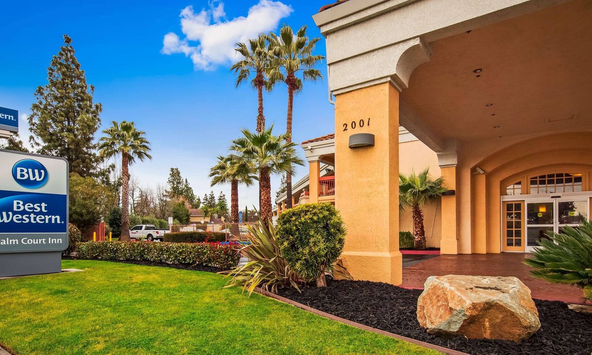 Modesto Hotel | Best Western Palm Court Inn