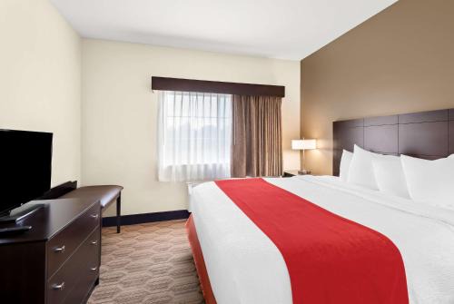 Palmyra Hotel | Best Western Palmyra Inn & Suites