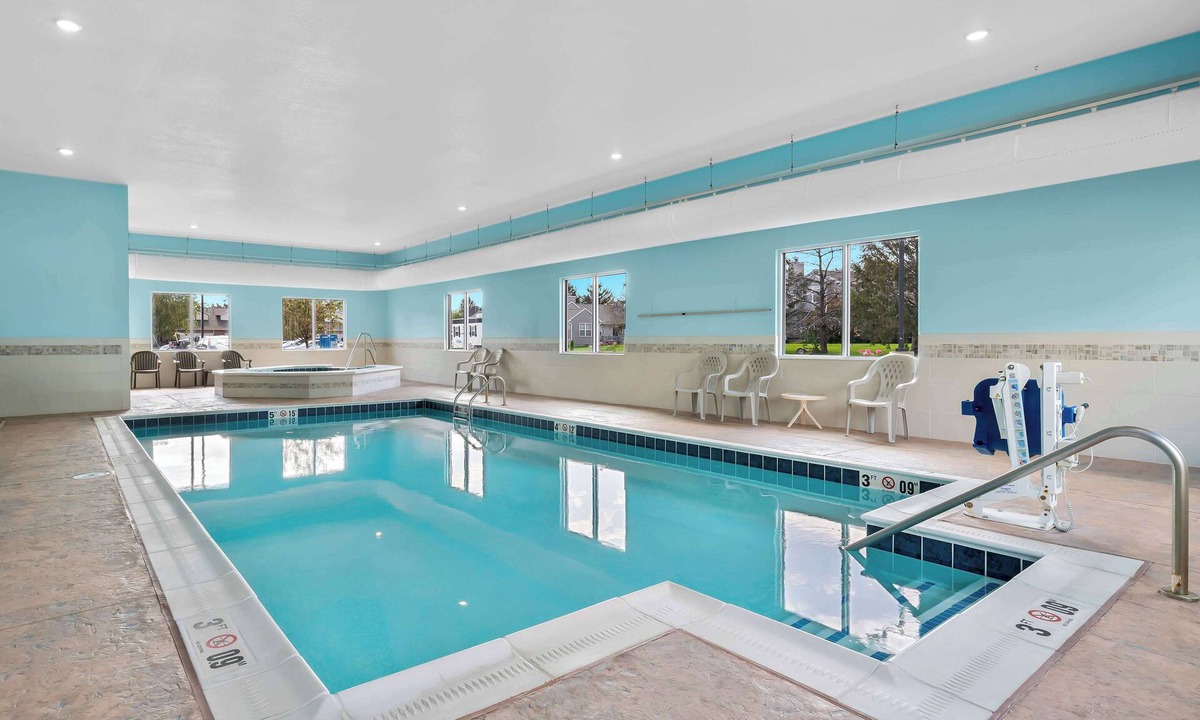 Savoy Hotel | Best Western Paradise Inn