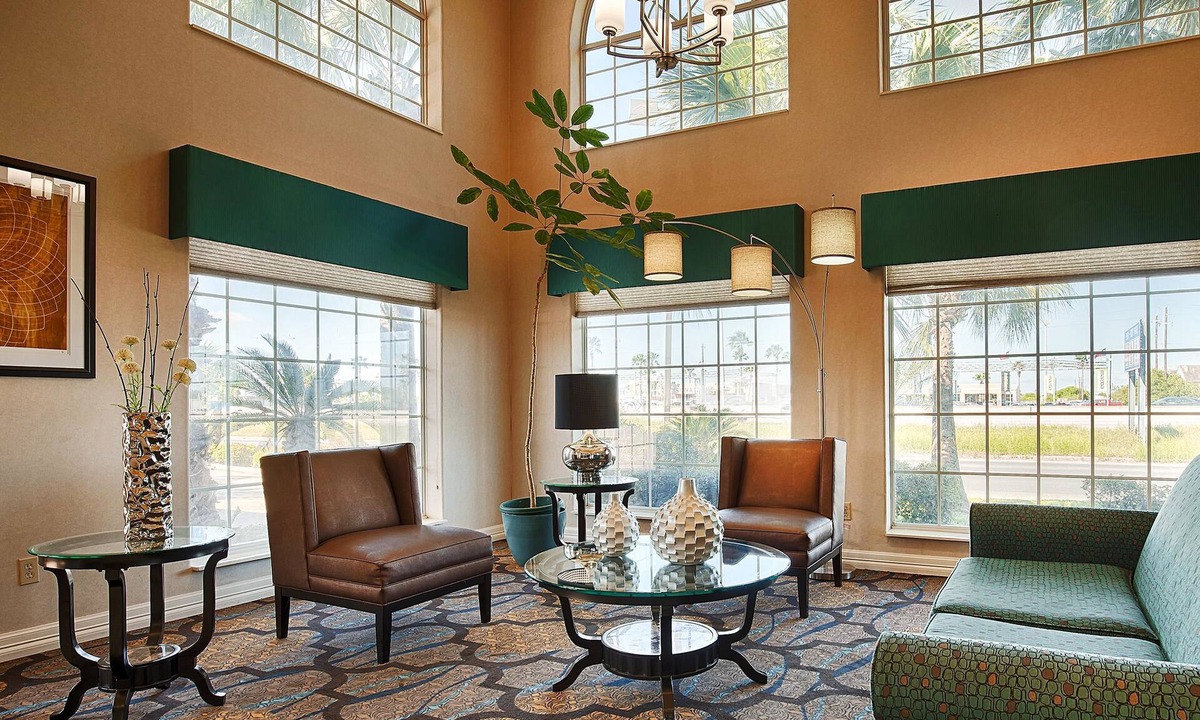 South Side Hotel | Best Western Paradise Inn