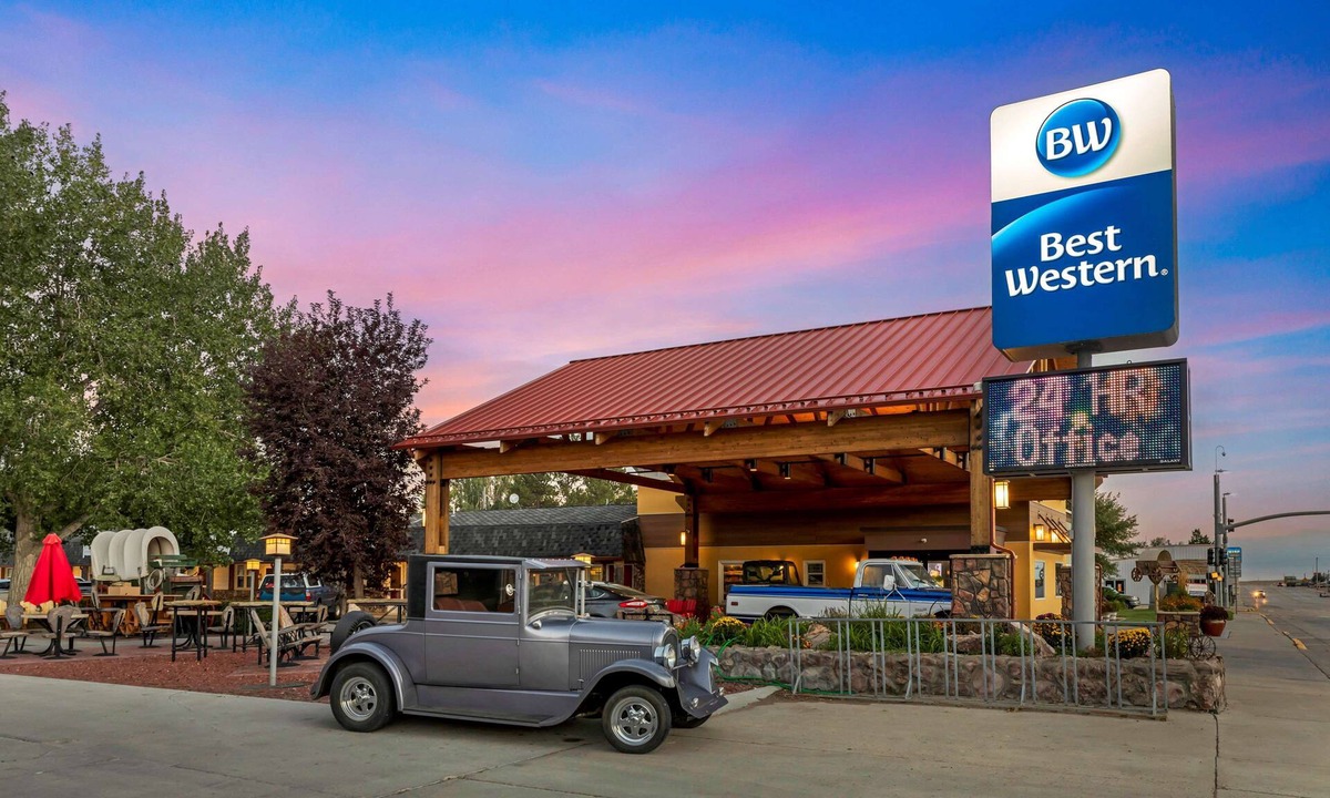 Lusk Hotel | Best Western Pioneer