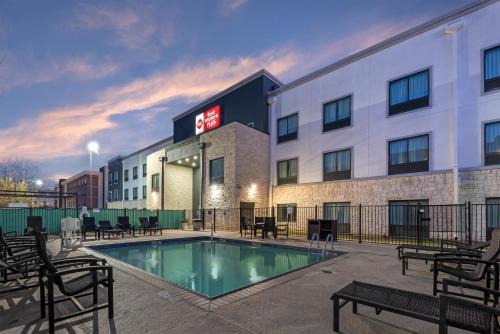 Montopolis Hotel | Best Western Plus Austin Airport Inn & Suites