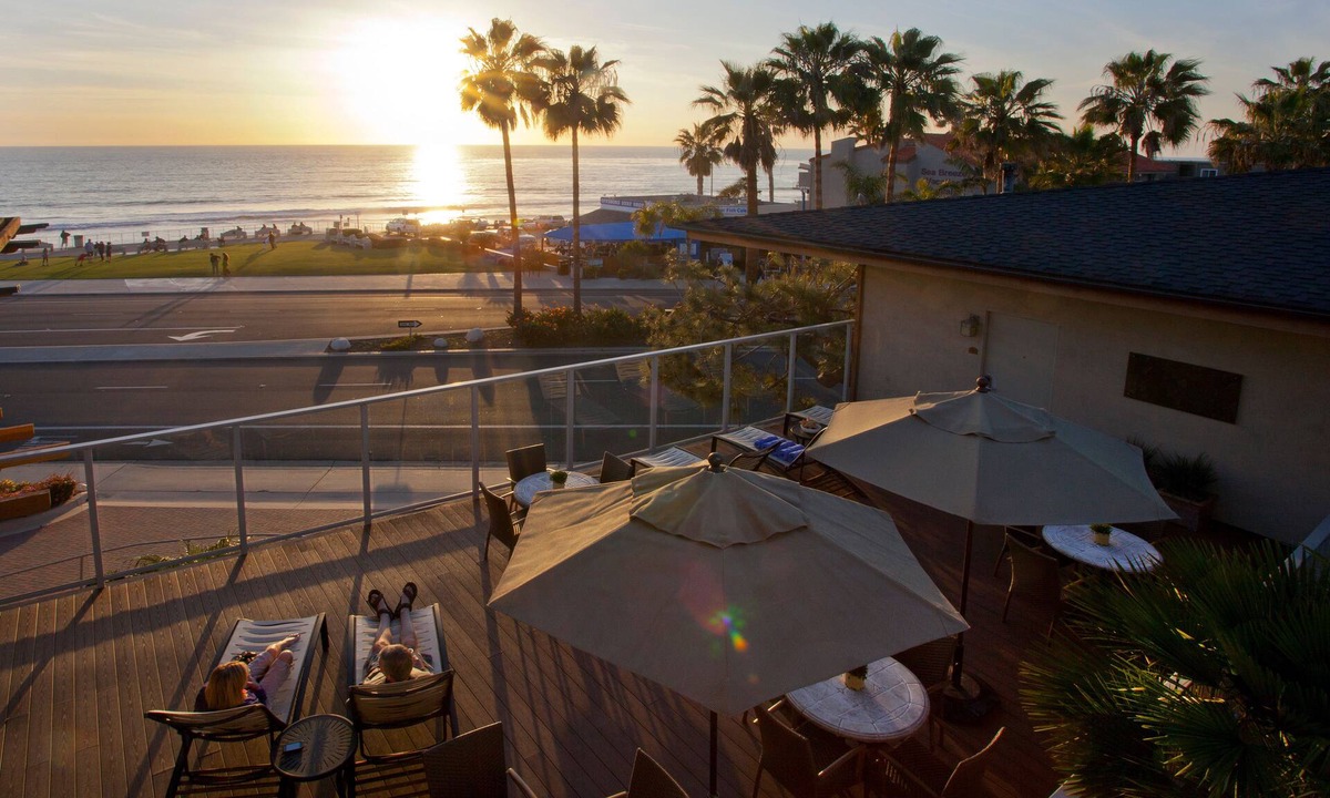 Carlsbad Village Hotel | Best Western Plus Beach View Lodge Carlsbad