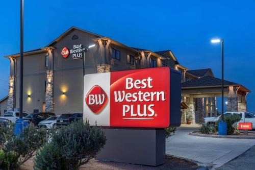 Big Lake Hotel | Best Western Plus Big Lake Inn