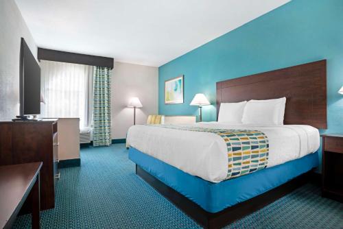 Pine Forest Hotel | Best Western Plus Blue Angel Inn