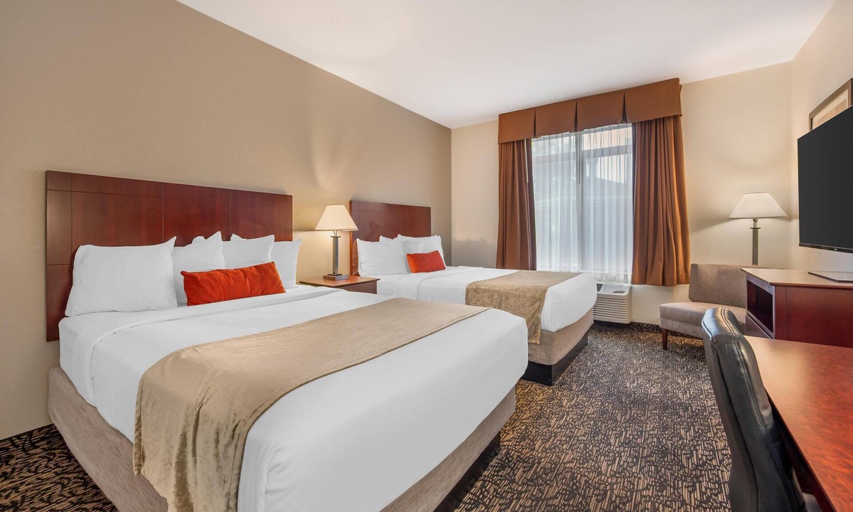Louisville Hotel | Best Western Plus Boulder Louisville