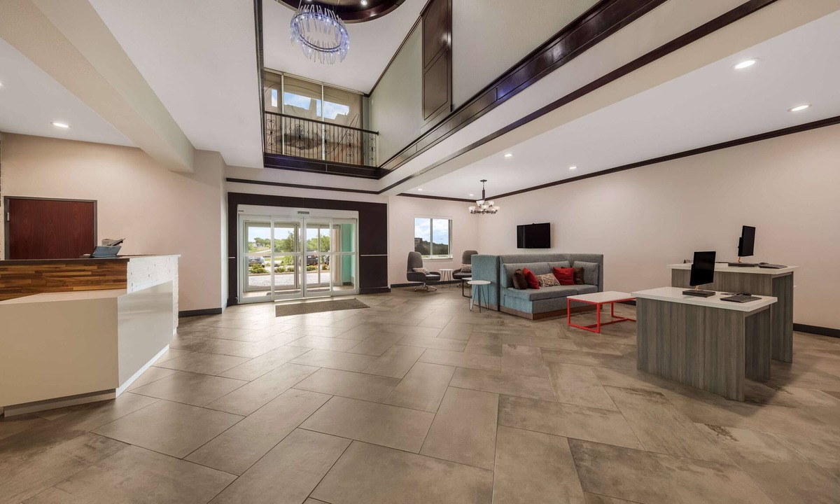 Bowie Hotel | Best Western Plus Bowie Inn & Suites