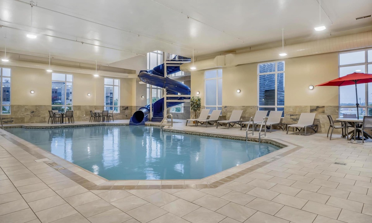 Bridgewater Hotel | Best Western Plus Bridgewater Hotel & Convention Centre