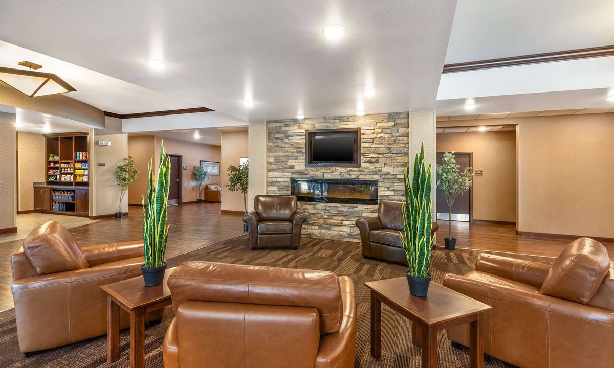Casper Hotel | Best Western Plus Casper Inn & Suites