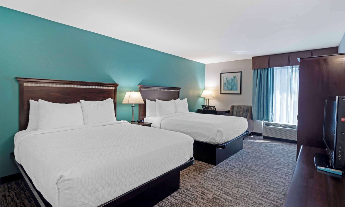 Countryside Hotel | Best Western Plus Chicagoland - Countryside