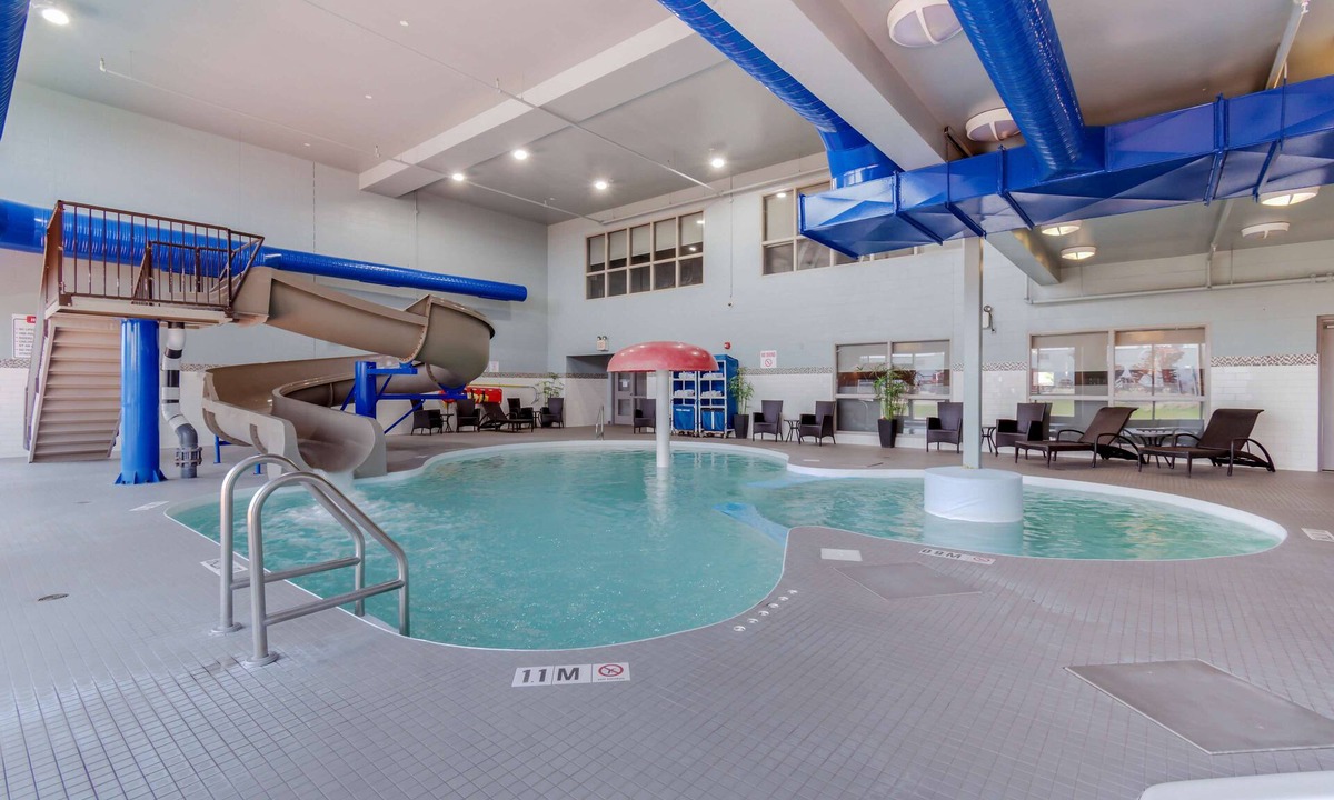 Regina Hotel | Best Western Plus Eastgate Inn & Suites