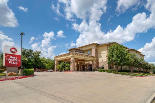 Goliad Hotel | Best Western Plus Goliad Inn & Suites