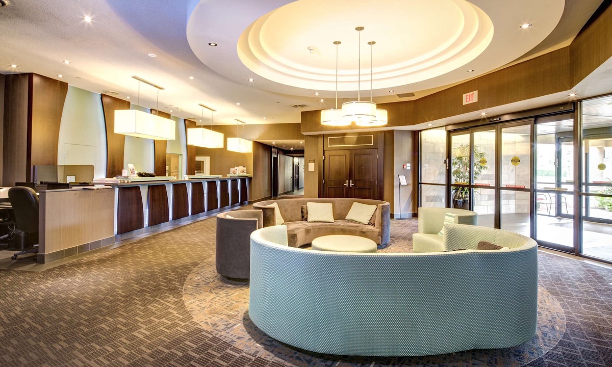 Point Edward Hotel | Best Western Plus Guildwood Inn