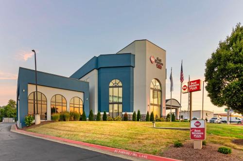 Harrisonburg Hotel | Best Western Plus Harrisonburg
