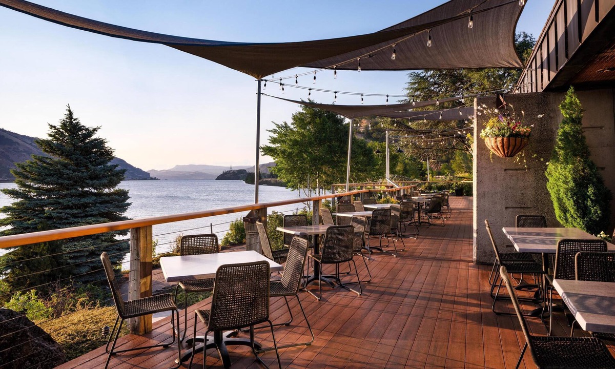 Hood River Hotel | Best Western Plus Hood River Inn