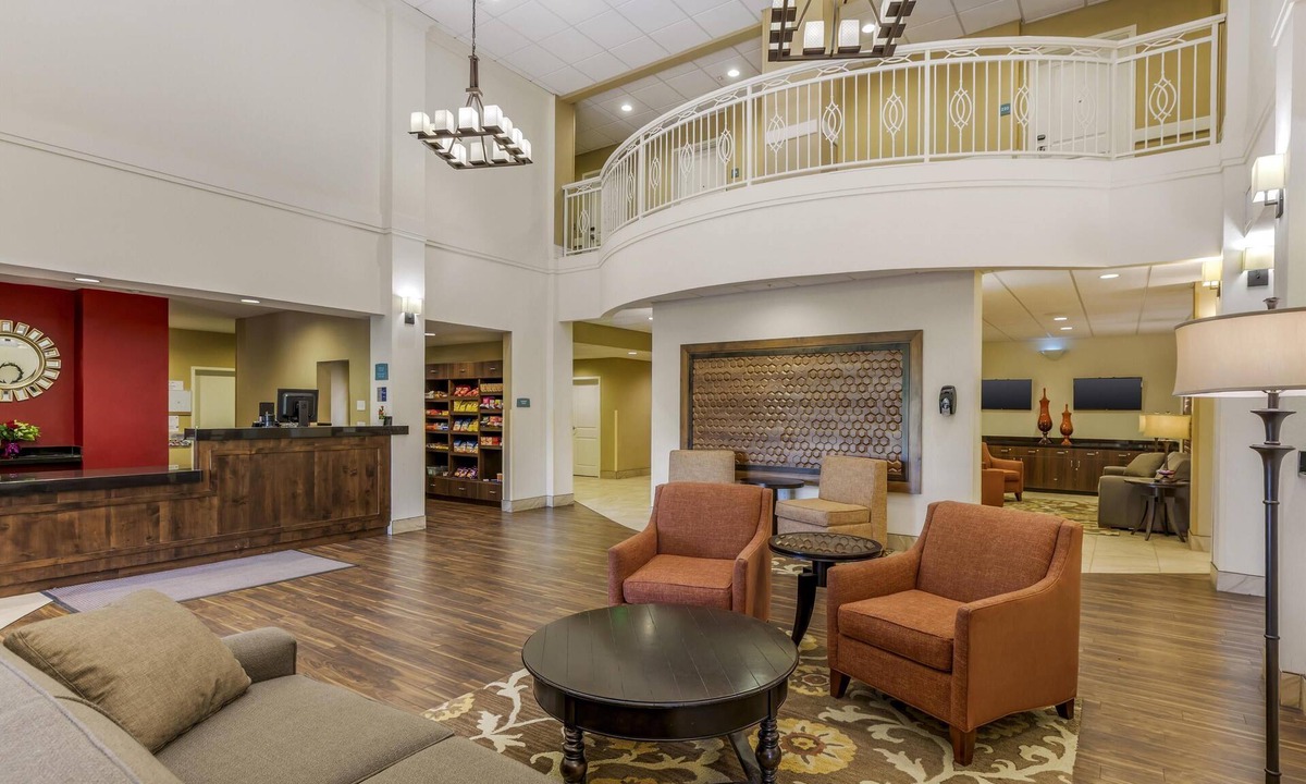 Hudson Hotel | Best Western Plus Hudson Hotel & Suites