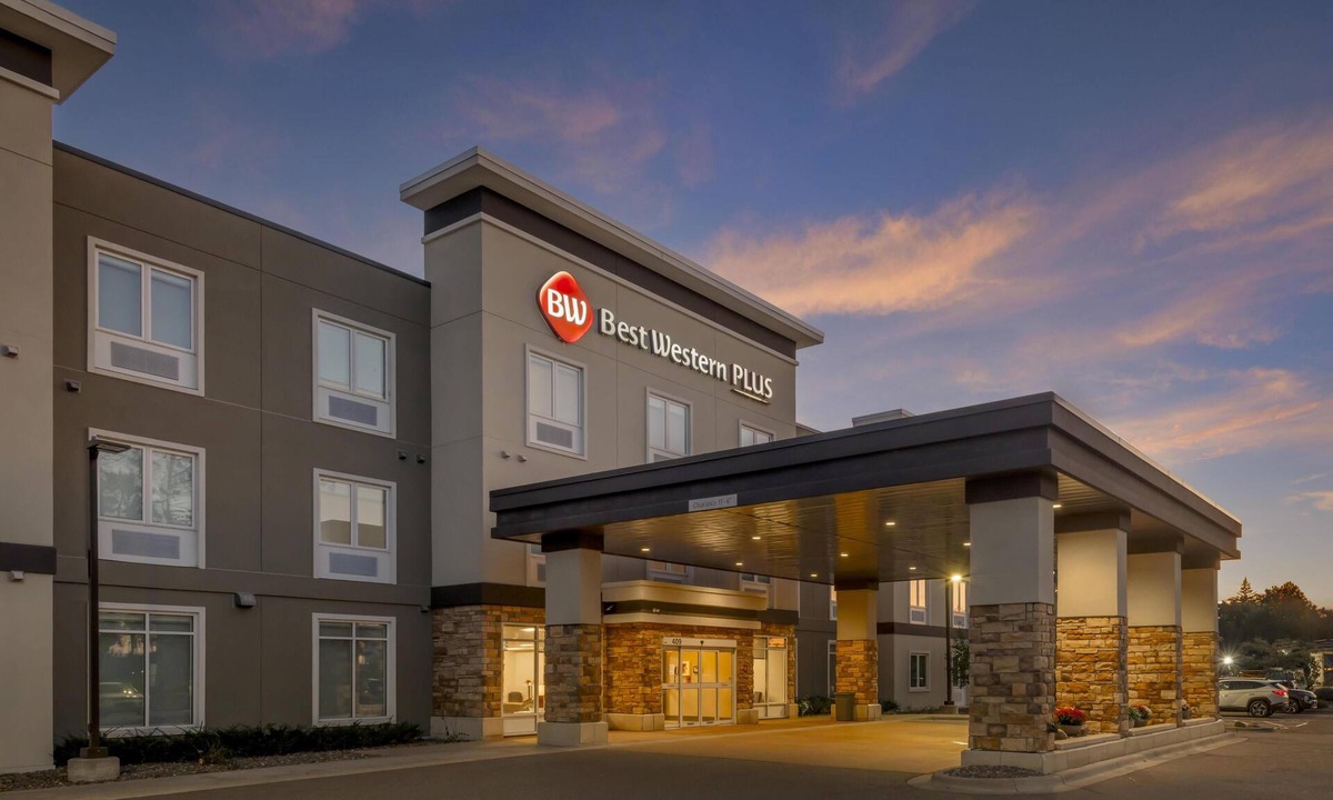 Isanti Hotel | Best Western Plus Isanti