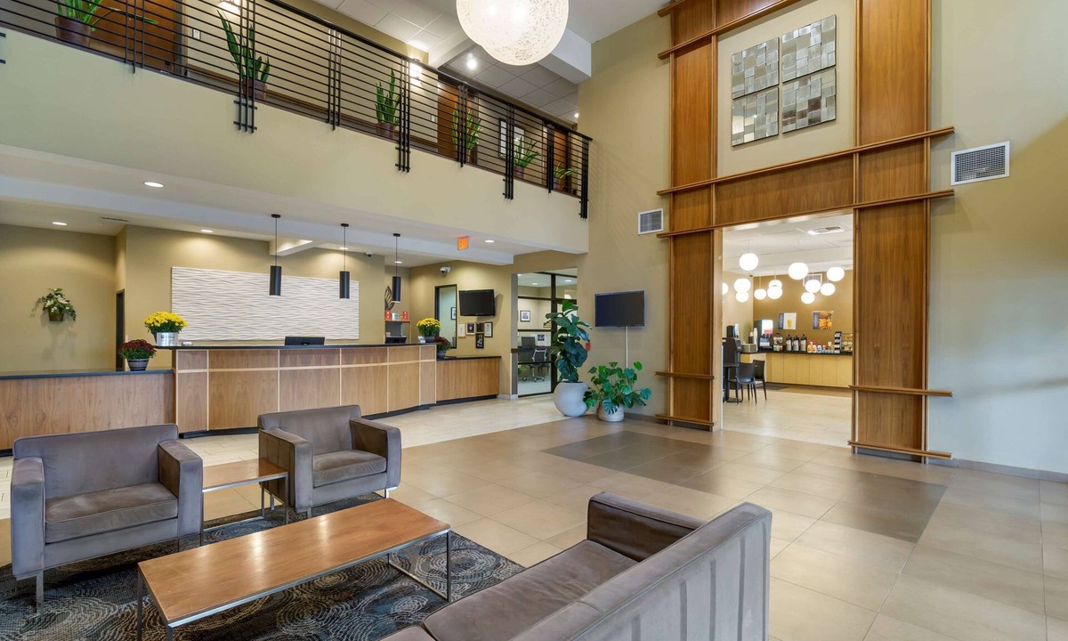 Lacey Hotel | Best Western Plus Lacey Inn & Suites