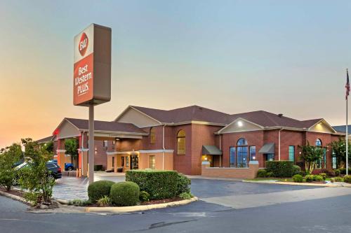Lonoke Hotel | Best Western Plus Lonoke Hotel