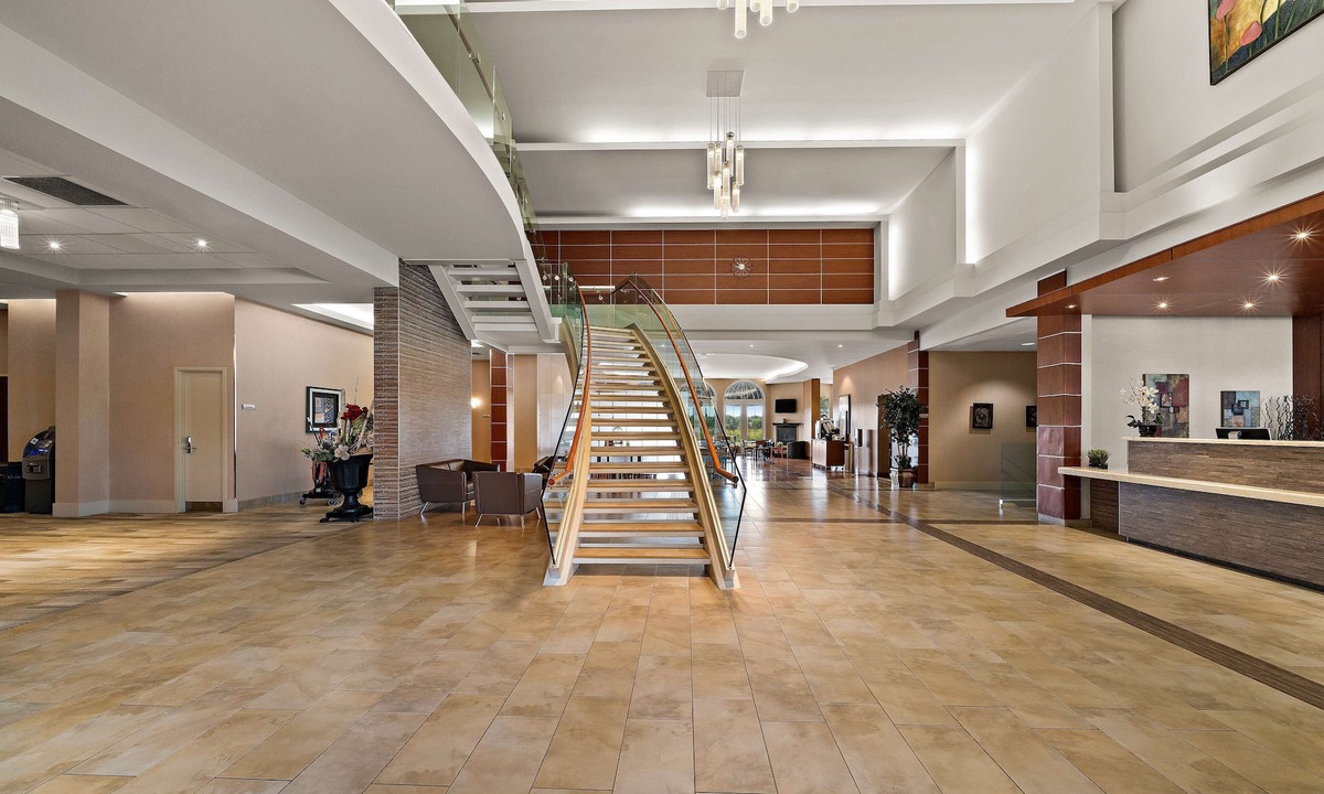 Orangeville Hotel | Best Western Plus Orangeville Inn & Suites