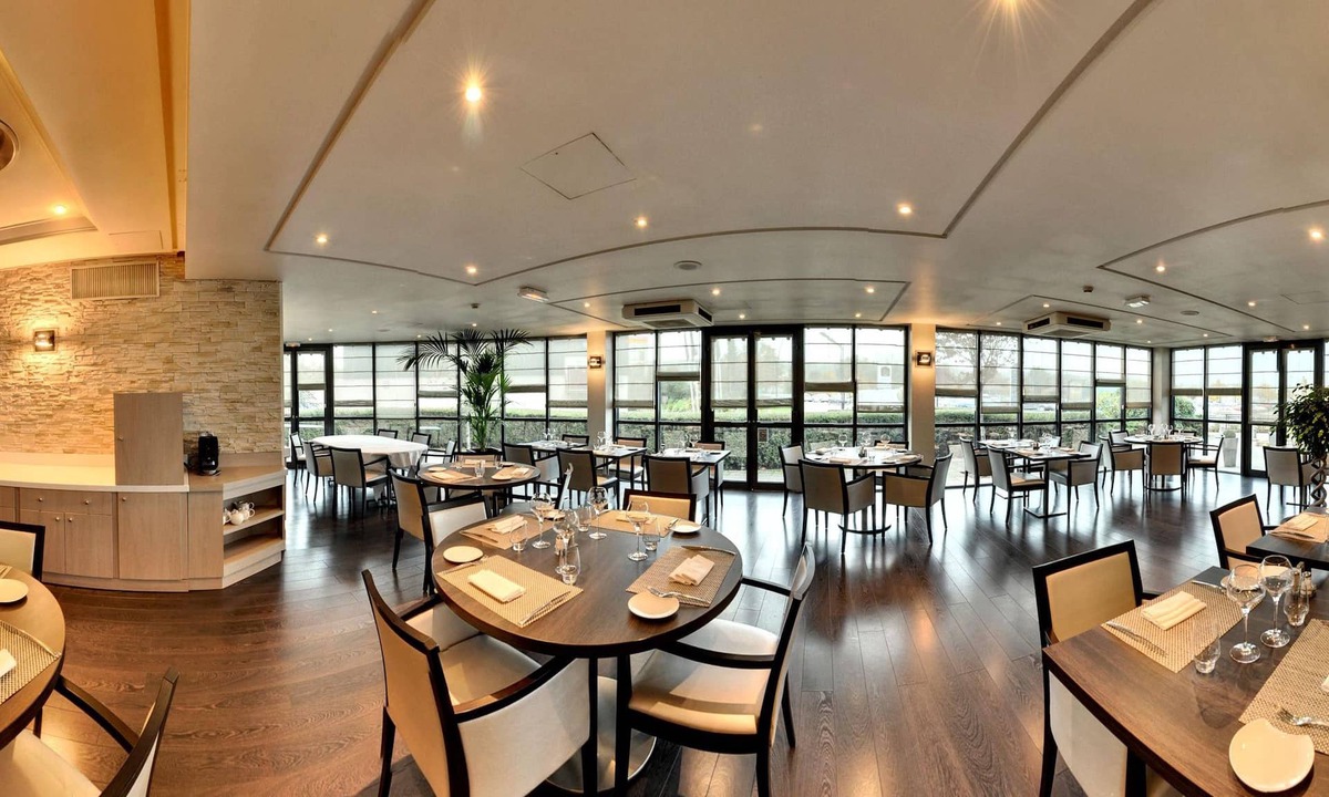 Evreux Hotel | Best Western Plus Palais Des Congres