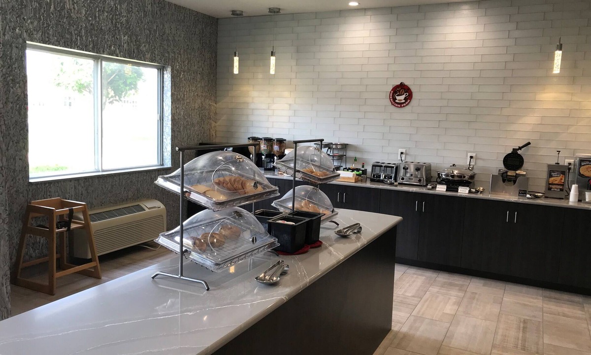 Appleton Hotel | Best Western Plus Paper Valley Hotel