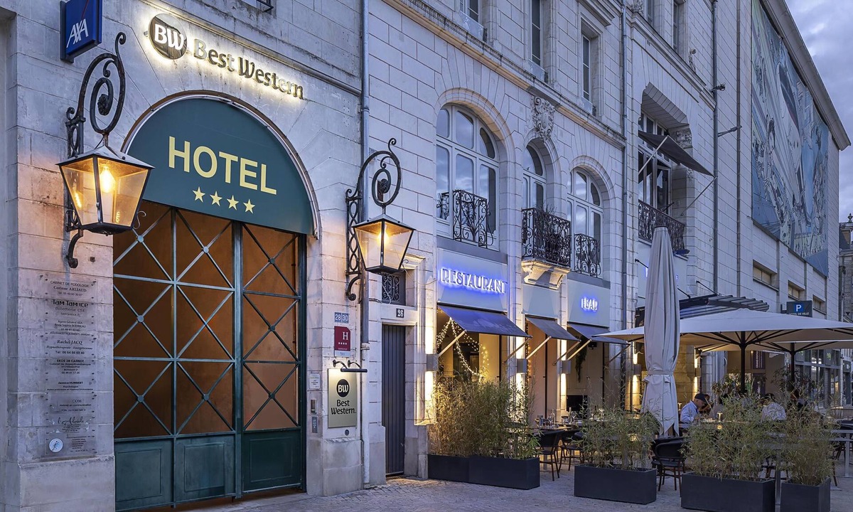 Poitiers Hotel | Best Western Plus Poitiers Centre Le Grand Hotel