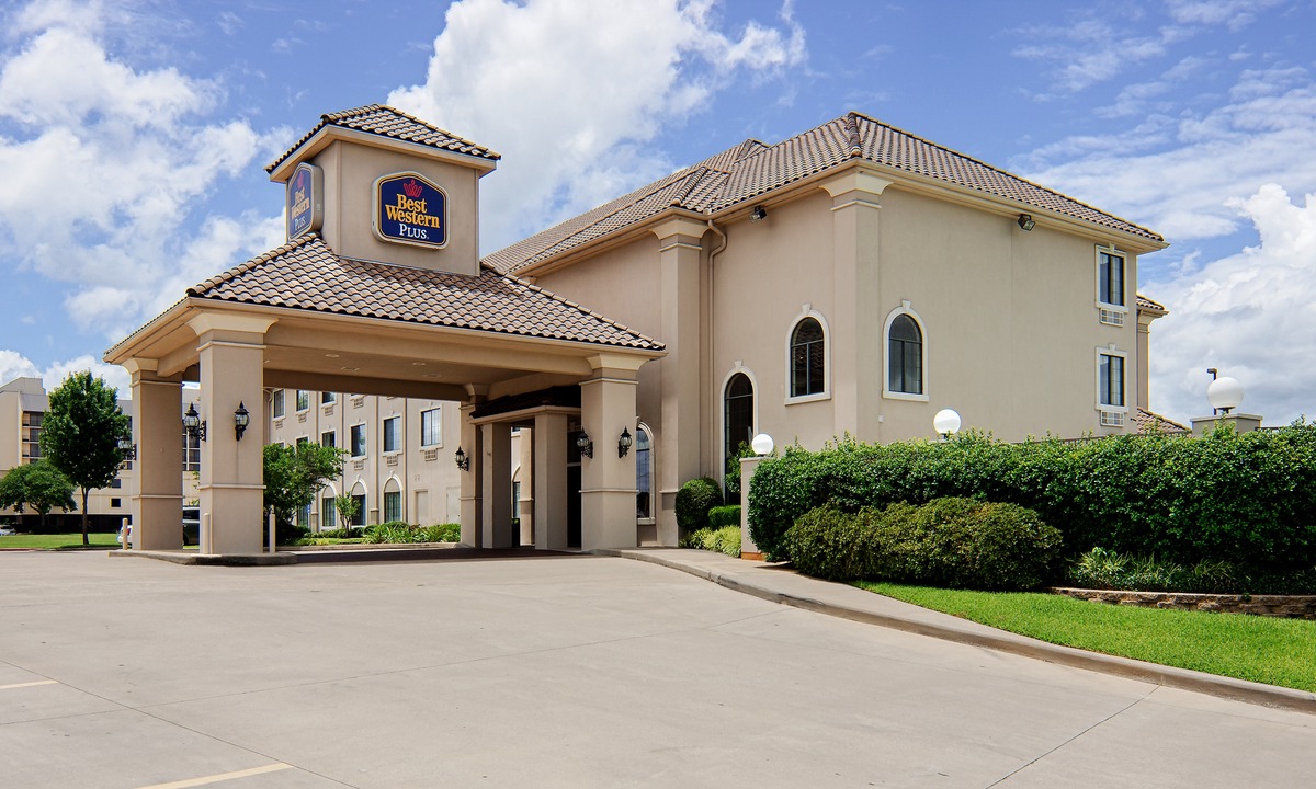 Tyler Hotel | Best Western Plus Southpark Inn & Suites