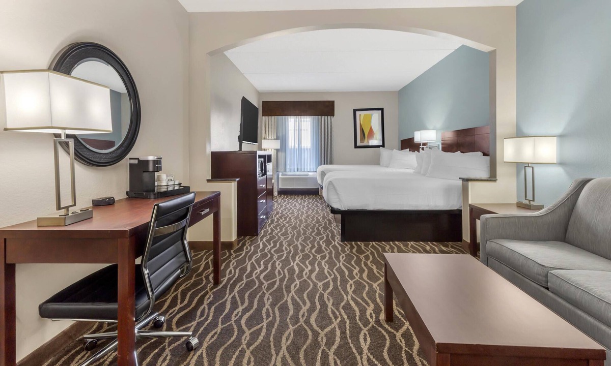 Greenville Hotel | Best Western Plus Suites-Greenville