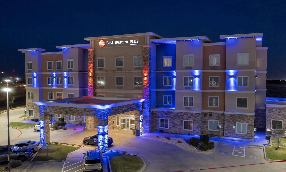 North by Northwest Hotel | Best Western Plus Tech Medical Center Inn