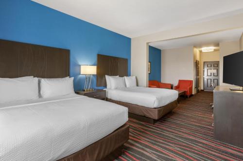 North by Northwest Hotel | Best Western Plus Tech Medical Center Inn